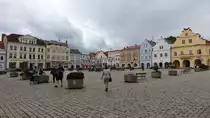 Pelhřimov/Pilgrams, historische H�user am Hauptplatz Masarykovo Namesti (28.05.2019)