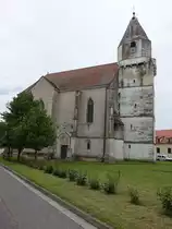 Hnanice/Gnadlersdorf, sp�tgotische Pfarrkirche St. Wolfgang, erbaut 1487 (29.05.2019)