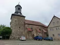 Burguffeln, Ev. Kirche St. Margaretha, sp�tromanische Pfeilerbasilika mit Turm, erbaut im 10. Jahrhundert, Umbau zur Wehrkirche 13. Jahrhundert (06.06.2019)