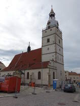 Ivancice/ Eibenschtz, Pfarrkirche Maria Himmelfahrt, erbaut im 13. Jahrhundert (31.05.2019)