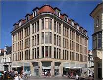 Wismar. Das Stammhaus der Karstadt AG wurde 1907 in Stahlskelettbauweise errichtet. Bereits 1881 war das erste Karstadt-Geschft in Wismar eroffnet worden. 24.07.2019