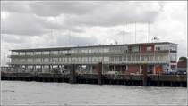 Cuxhaven. Das Steubenhft hat in den 1950er Jahren seine heutige Form erhalten. Der Kai mit den Abfertigungsanlagen fr die Passagierschifffahrt hat eine wechselvolle Geschichte. 08.07.2019