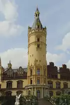 Einer der vielen  T�rme des Schweriner Schloss am 1. August 2019.