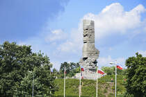 Danzig / Gdansk - Westerplatte-Denkmal zu Ehren der polnischen Verteidiger. Die Polen forderten nach dem Ersten Weltkrieg von der Freien Stadt Danzig ein Gelnde zur Anlegung eines Munitionsdepots. Dieser Forderung gab der Vlkerbund mit Beschluss von 1924 statt. Polen wurde das Ostseebad Westerplatte zugestanden, obwohl der Danziger Senat Anfang an dagegen protestiert hatte.  Aufnahme: 13. August 2019.