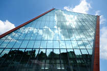 Danzig - Gdansk. Das Muzeum II Wojny Światowej (polnisch fr Museum des Zweiten Weltkrieges) in Danzig wurde 2017 offiziell erffnet. Aufnahme: 13. August 2019.