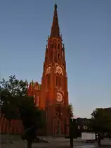 Die  große Kirche von Bremerhaven im Abendlicht der untergehenden Sonne. 19.09.2019