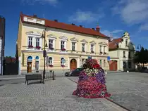 Dobrany, Geb�ude der Sparkasse am Masarykovo Namesti (06.07.2019)