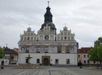 Stribro /Mies, sgraffitiverziertes Rathaus am Marktplatz, erbaut 1543 (07.07.2019)