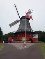 Tranekar, historische Schlo�m�hle am Lejbollevej, erbaut 1846 (22.07.2019)