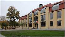 Weimar. Das 1911 vollendete Kunstschulgebude wurde von Henry van de Velde entworfen und gehrt zum UNESCO-Weltkulturerbe  Das Bauhaus und seine Sttten in Weimar, Dessau und Bernau . 19.10.2019