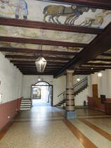 Bozen, Eingangshalle im Hotel Eisenhut in der Bindergasse (14.09.2019)