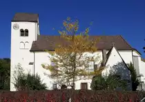 Niedereggenen, die evangelische Kirche z�hlt zu den �ltesten Kirchenbauten im Markgr�flerland, vermutlich aus dem 12.Jahrhundert, Okt.2019