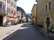 Pergine Valsugana, historische H�user in der Via Generale Giuseppe Pennella (16.09.2019)