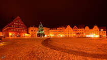 Weihnachtsstimmung auf dem Marktplatz in Greiswald zum Jahresende 2014.