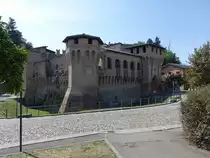 Castellarano, Rocca mit den T�rmen Torre Levatoia, Torre Cappellana und Torre della Rosa (21.09.2019)