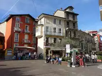 Stresa, historische H�user in der Via Giuseppe Mazzini (05.10.2019)