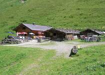 Dietersbach-Alpe (bewirtschaftet) hinter Gerstruben bei Oberstdorf (Landkreis Oberallgu - Juli 2005)