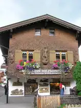 Nebelhorn Holzschnitzerei in Oberstdorf (Landkreis Oberallg�u - August 2005)