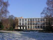 Riesener-Gymnasium gegenber dem Jovyplatz in Gladbeck (Kreis Recklinghausen, NRW - Januar 2006)