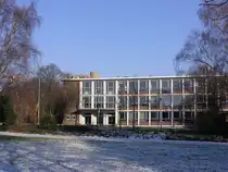 Riesener-Gymnasium gegen�ber dem Jovyplatz in Gladbeck (Kreis Recklinghausen, NRW - Januar 2006)