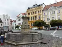 Ceska Lipa / B�hmisch Leipa, Stadtbrunnen am Hauptplatz T. G. Masaryka (27.09.2019)