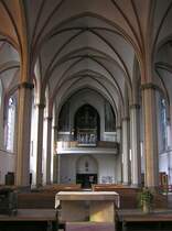 Innenansicht der kath. St. Lambertikirche in Gladbeck (Kreis Recklinghausen, NRW - Mrz 2006)