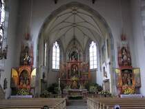 Chor und Hochaltar in der Pfarrkirche St. Johannes Baptist in Oberstdorf (Landkreis Oberallgu - April 2006)