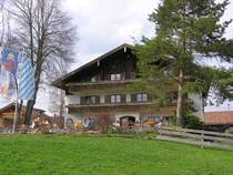 Bauernhof & Alpengasthof Mayr in Ofterschwang-Schweineberg (Landkreis Oberallgu - April 2006)