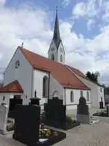 Reicheneibach, Pfarrkirche St. Simon und Judas, sp�tgotisch, erbaut im 15. Jahrhundert (23.04.2017)