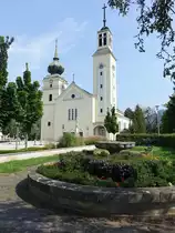 Povazska Bystrica / Waagbistritz, Maria Himmelfahrt Kirche in der Sturova Stra�e, erbaut im 14. Jahrhundert (30.08.2019)