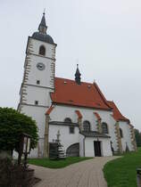 Stara Ves nad Ondrejnici, Pfarrkirche St. Johannes, erbaut von 1587 bis 1589 (31.08.2019)