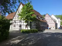 Tailfingen, alte Fachwerkh�user in der Petrusstra�e (21.05.2017)