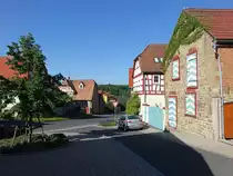 Erbshausen, historische Geb�ude in der Evodiusstra�e (27.05.2017)