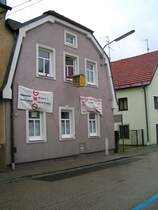 ACHTUNG langsam, Zone30!
In einer Nebengasse wird der L�rm von vorbeifahrenden Fahrzeugen gemessen und angezeigt!; 080429