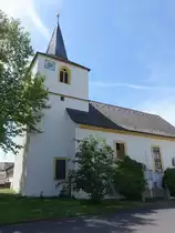 Hirschfeld, katholische Pfarrkirche St. Kilian, Chorturmkirche, Turm sp�tmittelalterlich, Langhaus erbaut um 1700 (28.05.2017)