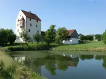 Schloss Pettendorf, erbaut sp�tgotisch Anfang des 15. Jahrhundert (03.06.2017)