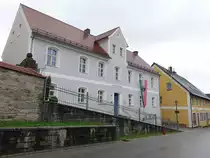 Teunz, Rathausgeb�ude in der Hauptstra�e (04.06.2017)