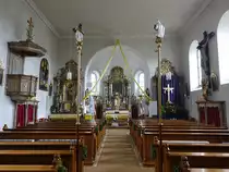 Brennberg, Alt�re und Kanzel in der kath. Pfarrkirche St. Rupert (05.06.2017)