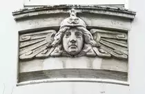 Detailaufanhme vom Gebude Nikolaistrae 5 in Flensburg. Der Flensburger Jugendstil-Weg ldt dazu ein, 20 besondere Gebude in der Innenstadt zu Fu zu entdecken. Aufnahme: 2. Mai 2020.