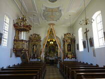 Traunfeld, kath. Pfarrkirche St. Willibald, erbaut bis 1670 (11.06.2017)