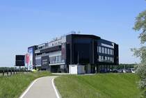 Altenheim, das Europische Forum am Rhein, erbaut 2017-19, Architekt Jrgen Grossmann, beherbergt ein deutsch-franzsisches Theater, mehrere gastronomische Einrichtungen, Bros und Ausstellungsrume, Mai 2020