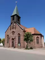 Grunbach, Ev. Pfarrkirche St. Nikolaus, neugotisch erbaut von 1864 bis 1868 (01.07.2018)