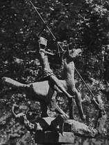 Skulptur des Drachentters St. Georg, so gesehen Anfang Mai 2020 in Hattingen.