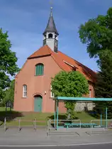 Hamelw�rden, Ev. St. Dionysius Kirche, erbaut im 15. Jahrhundert, 1749 nach Westen verl�ngert (09.05.2011)