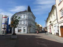 Kladno / Kladen, Gebude in der Einkaufsstrae T. G. Masaryka (28.06.2020)