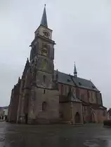Nymburk / Nimburg, Pfarrkirche St. �gidius, erbaut bis 1380 durch Peter Parler, barockisiert 1686 und sp�ter regotisiert, neugotischer Umbau 1880 durch Josef Mokker und von 1913 bis 1918 durch Kamil Hilbert (29.06.2020)