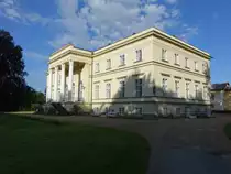 Kostelec nad Orlici / Adlerkosteletz, Neues Schloss, erbaut von 1829 bis 1835 nach Pl�nen des Wiener Architekten Heinrich Koch im Empirestil (30.06.2020)