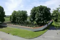 Ihringen am Kaiserstuhl, der j�dische Friedhof au�erhalb des Ortes, um 1800 angelegt, bis 1937 genutzt, als gesch�tztes Kulturdenkmal eingetragen, Juli 2020