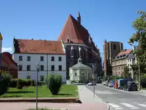 Nysa / Neisse, Kanonia Haus und St. Jakobus Kirche am Plac L�dinghausen (01.07.2020)