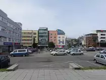 Zlin, moderne Geb�ude in der Tomasi Bati Stra�e (02.08.2020)